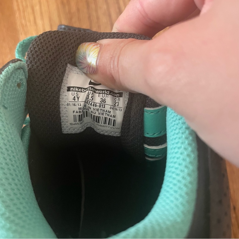 Nike High Top Sneakers Black Teal White Pink Youth Size 4Y Women’s Size 5.5 - Picture 9 of 9